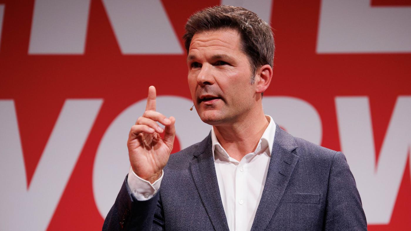Berliner SPD-Spitzenkandidat Krach räumt Fehler bei Wohnungspolitik ein