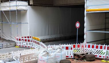 Campus Grifflenberg: Wann endet die Sperrung der Gaußstraße am Uni-Haupteingang? - blickfeld
