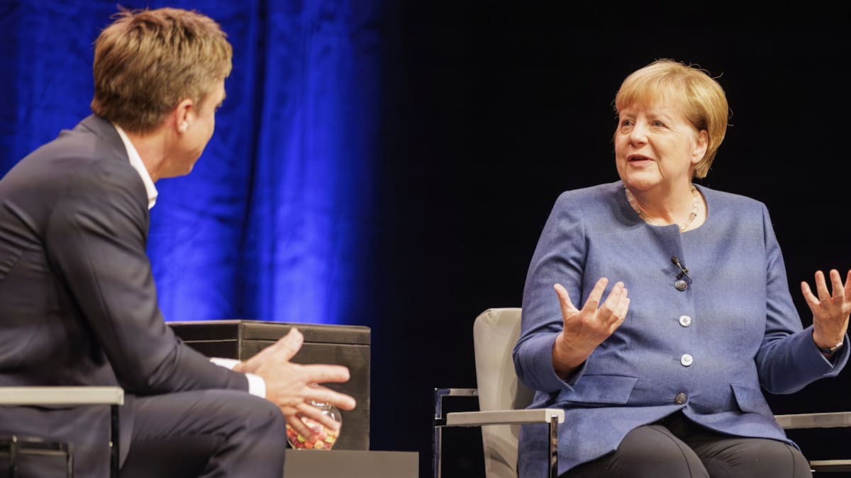 „Wenn‘s hilft, dann bin ich eben schuld“, sagt Merkel lakonisch - WELT