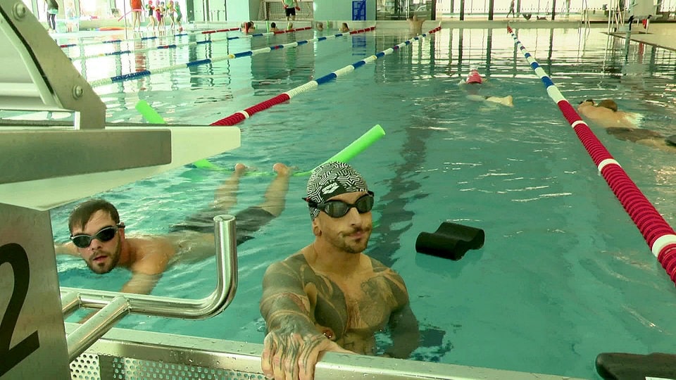 Lernen von Profis - Olympiastarter eröffnen Schwimmschule in Leipzig