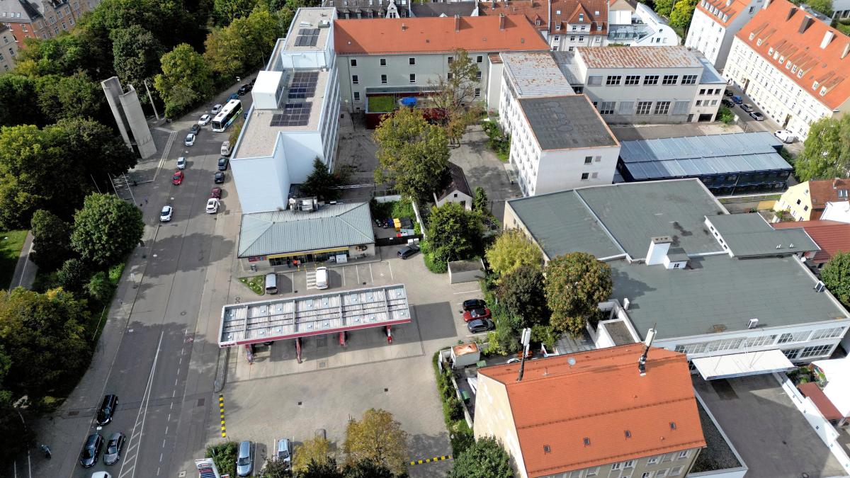 Stadt sollte dringende Kaufchance für Esso-Grundstück nutzen und Raumnot lösen