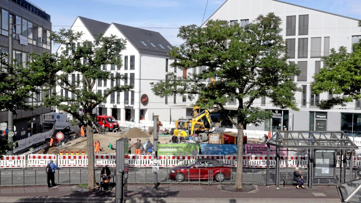 Augsburg-Lechhausen putzt sich heraus: Großbaustelle am Schlössle