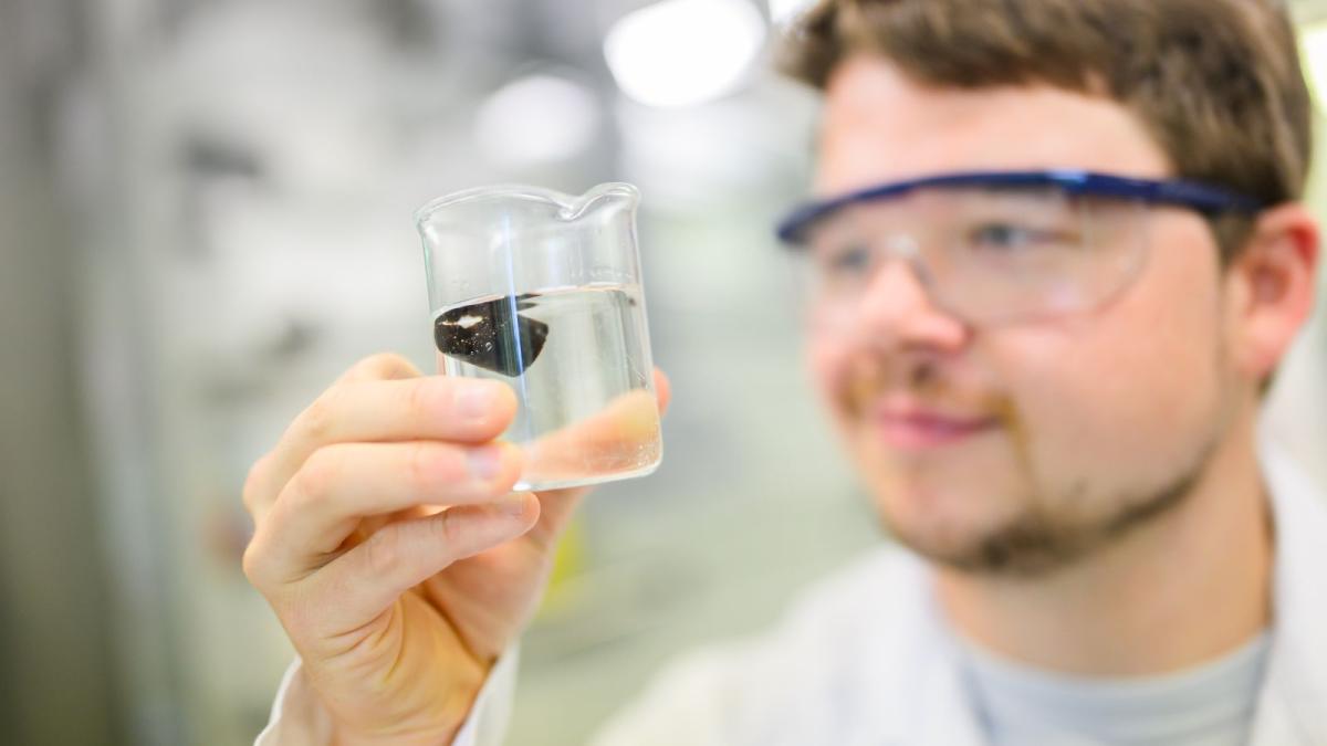 Wie Forscher die Plastikflut im Meer stoppen wollen