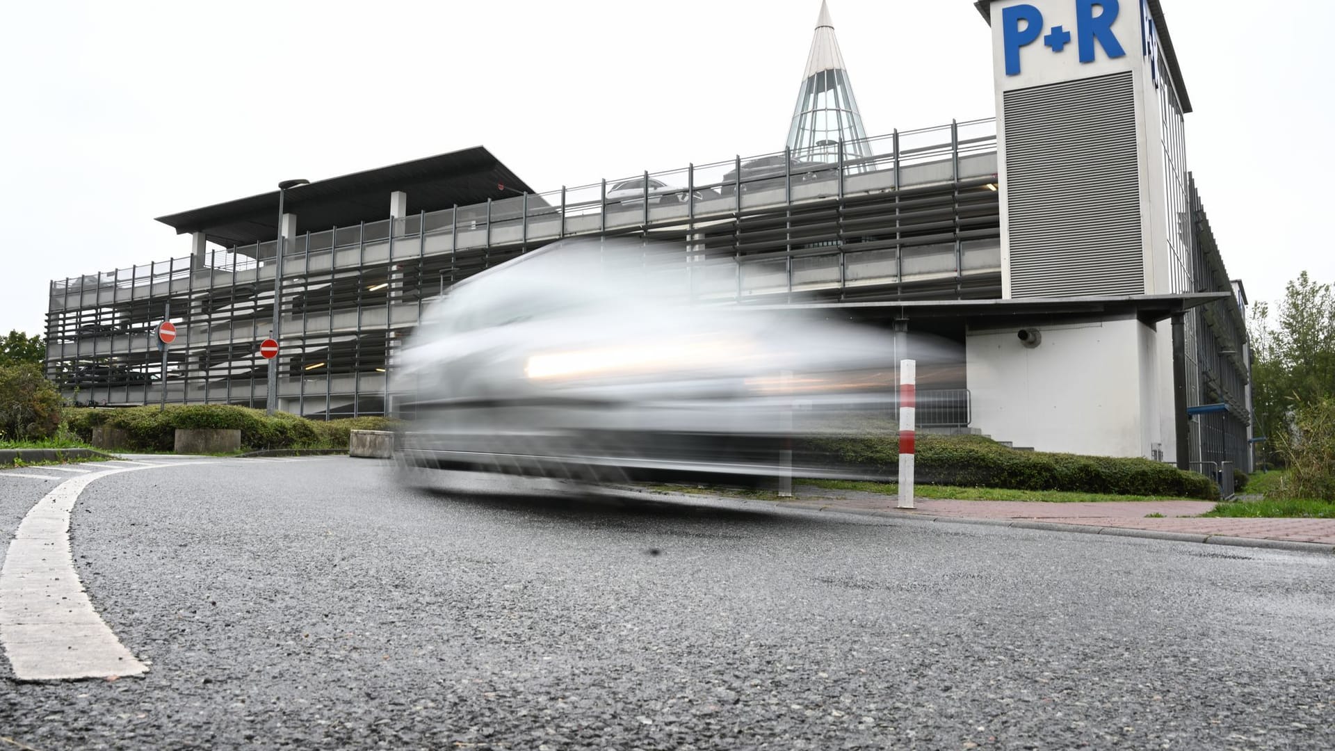 Stadt Frankfurt stellt Park-and-Ride-Konzept vor Stadt Frankfurt stellt Park-and-Ride-Konzept vor