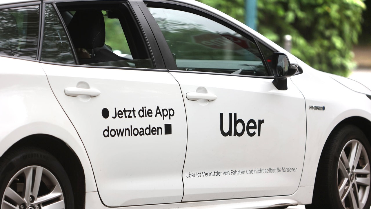 Ein Jahr Uber in Bremen: Stadt möchte Taxi-Tarife anpassen