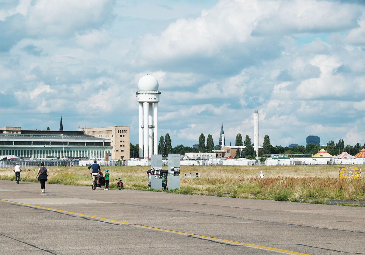Ausstellung in Berlin / 164 Entwürfe zum Tempelhofer Feld - Architektur und Architekten - News / Meldungen / Nachrichten