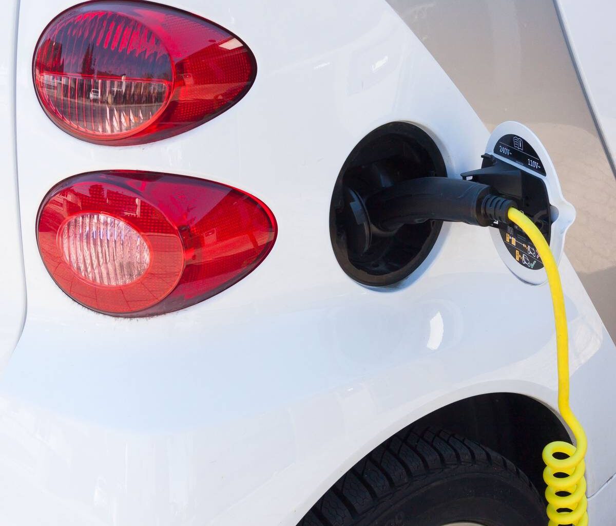 Batterien: Energie & Recycling - Radio RST