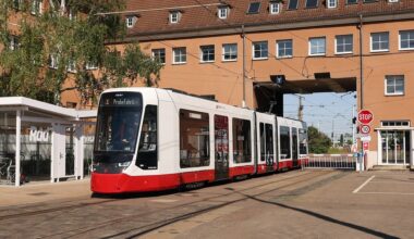 Nach Rumpelstart: Neue Straßenbahn in Halle startet in Probebetrieb