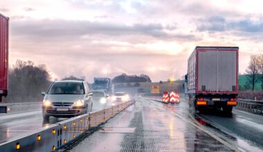 TÜV in Bochum bietet Licht-Check an
