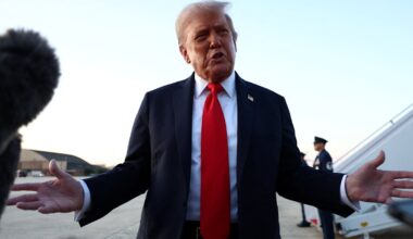 Chicago: Trump greift wegen Kriegs-Meme Reporterin an