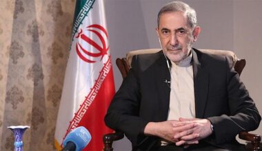 Velayati: Europa wurde unter Trump gedemütigt, und die Aktivierung des Snapback-Mechanismus ist eine Reaktion auf seine Politik