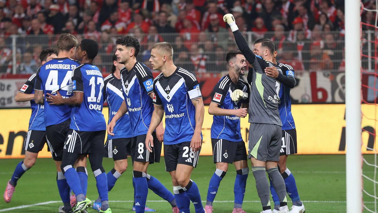 Heuer Fernandes pariert Strafstoß : HSV verdient sich Punkt bei Union Berlin