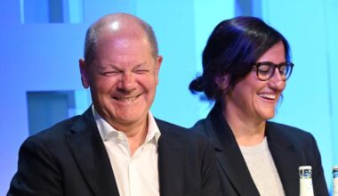 Boyens Medien - Olaf Scholz feiert 10 Jahre Hamburg Open Online University
