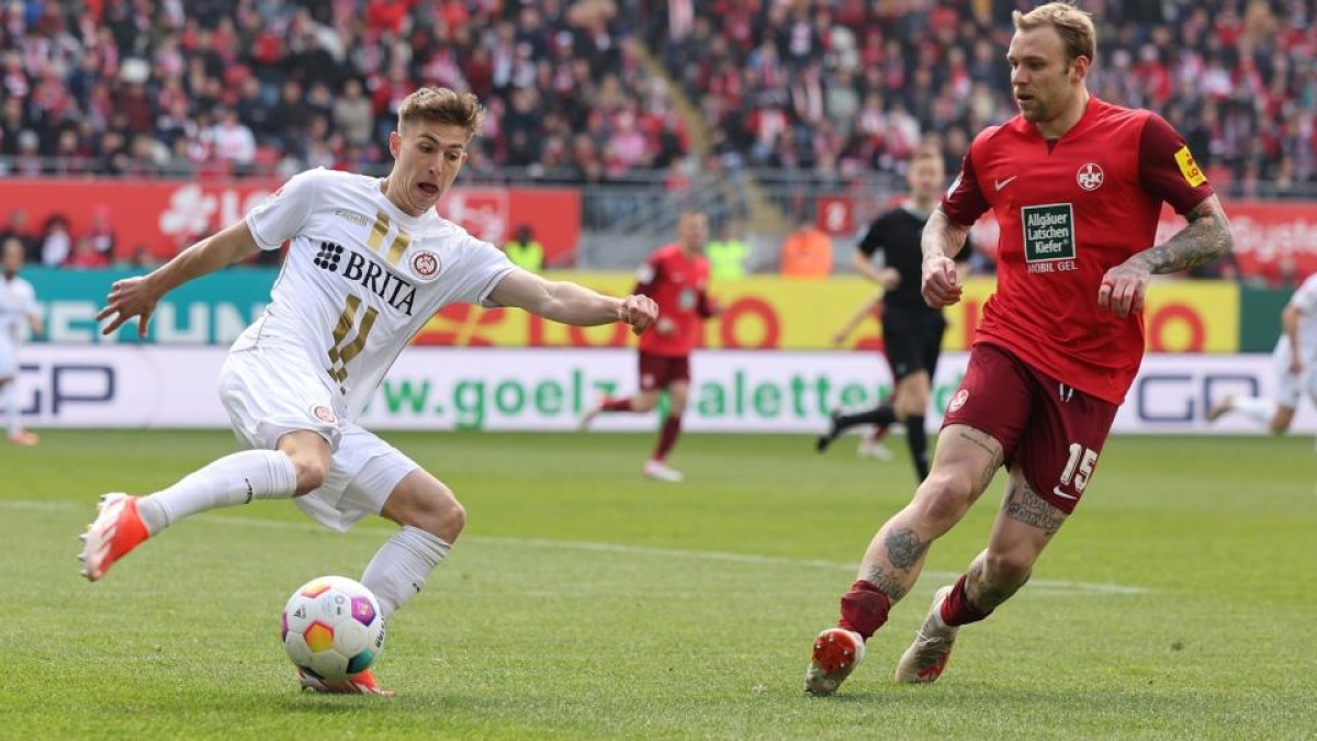 Boyens Medien - Kiels Verteidiger Puchacz wird nach Aserbaidschan verliehen