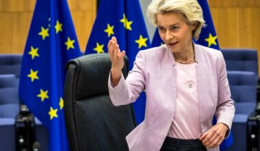 Ursula Von der Leyen, Präsidentin der Europäischen Kommission, nimmt am 17.09.2025, an der wöchentlichen Sitzung des Kollegiums der Kommissare im Hauptsitz der Europäischen Kommission in Brüssel teil.