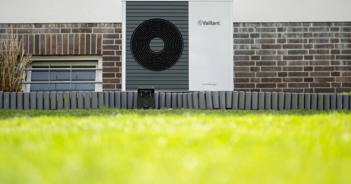 Verbraucherzentrale informiert bei Spaziergang über Wärmepumpen