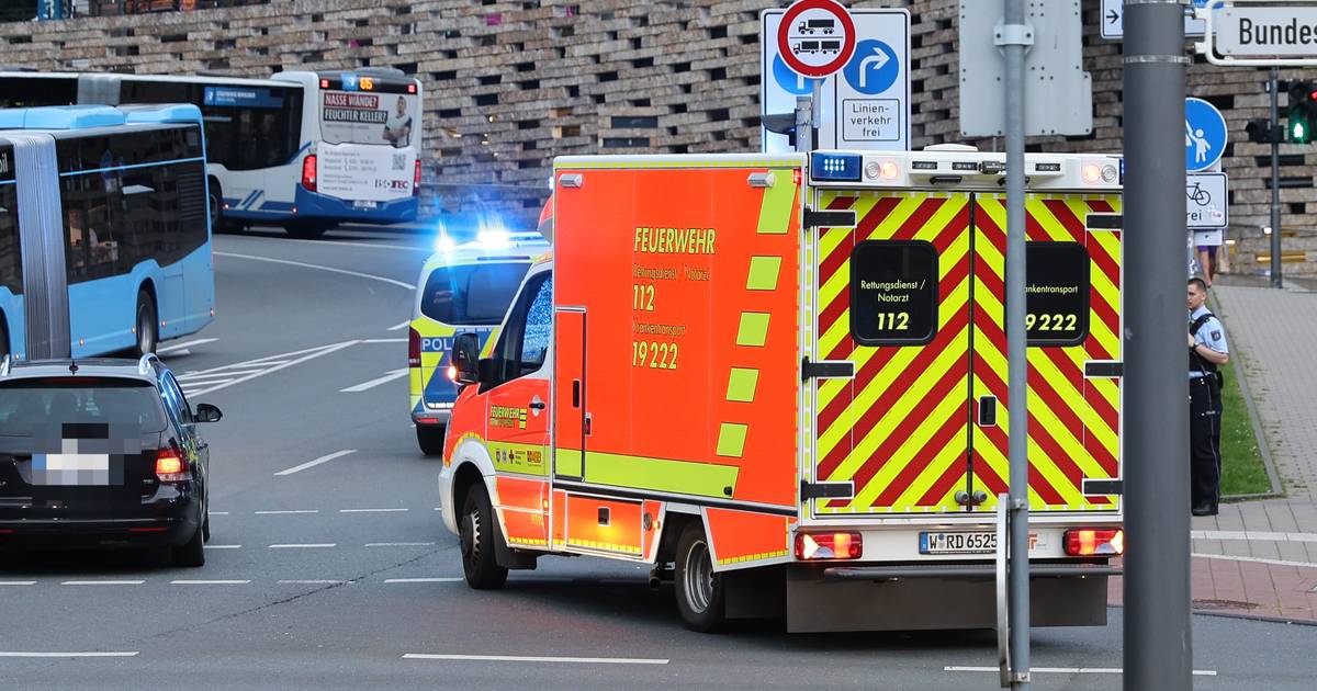 Mann in Wuppertal mit Pfefferspray verletzt: Täter auf der Flucht