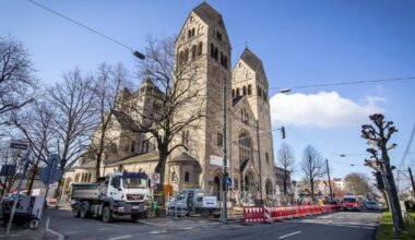 Pfarrer D. beerdigt den früheren Stadtdechanten Wilhelm Terboven