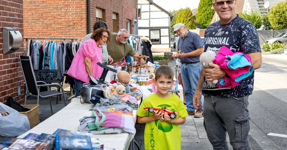 Wegberg: Dorftrödel trifft Feuerwehrfest