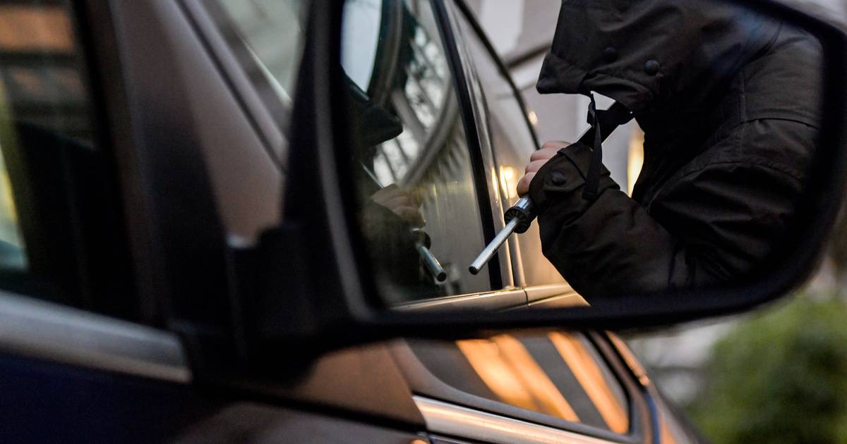 Autodiebstahl in Mönchengladbach: Grauer Kia Niro gestohlen