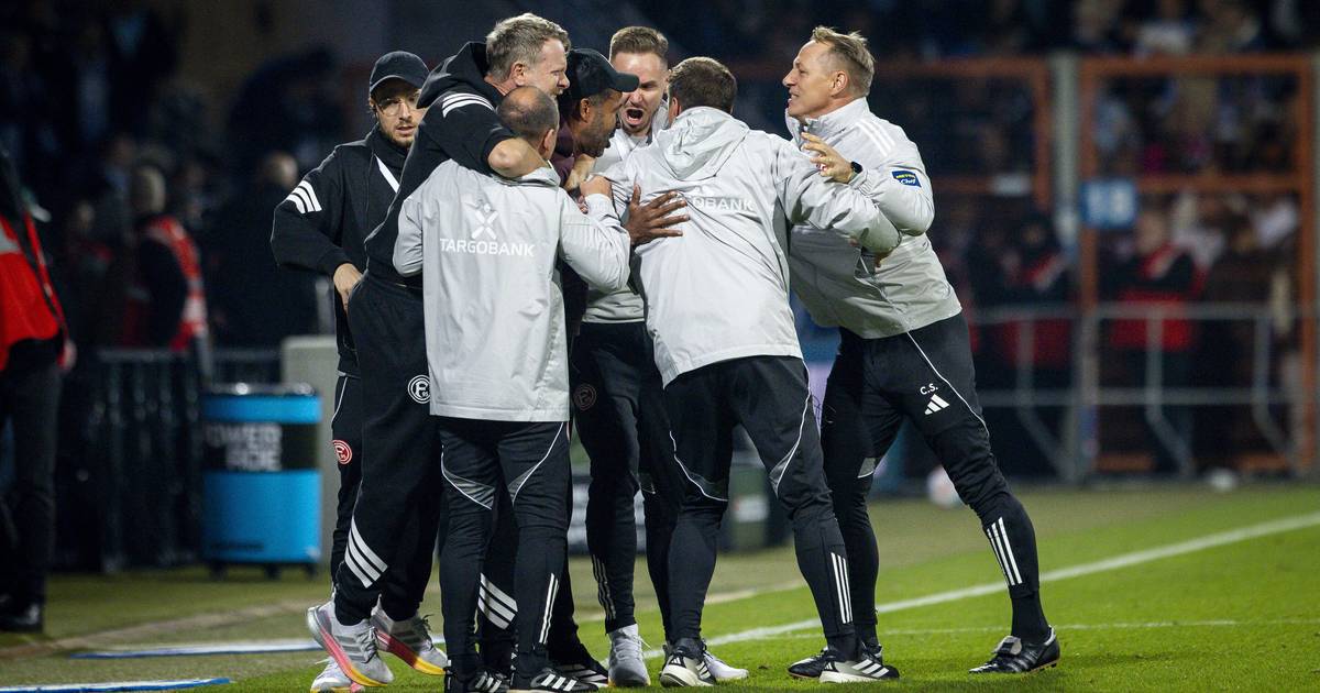 Thioune nach Sieg gegen VfL Bochum emotional