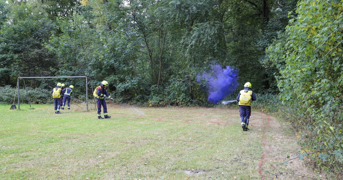 Übung zu Waldbrand der Feuerwehr Mönchengladbach in Hardt