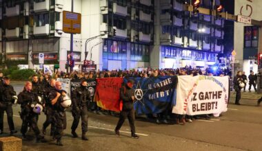 Demo für Autonomes Zentrum in Wuppertal