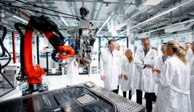 Friedrich Merz besucht Henkel - Fokus auf Industriestrompreis