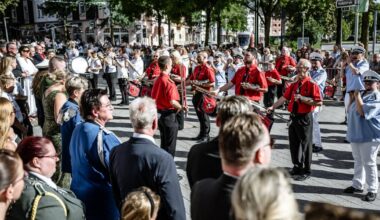Holthausener Schützen feiern ihr Jubiläum mit einer großen Parade
