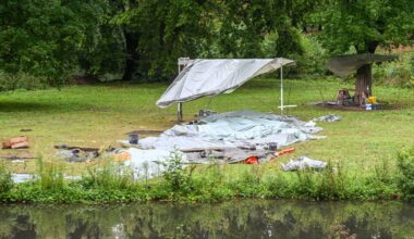 Moers: Straßensperrungen - was es mit den Arbeiten im Schlosspark auf sich hat