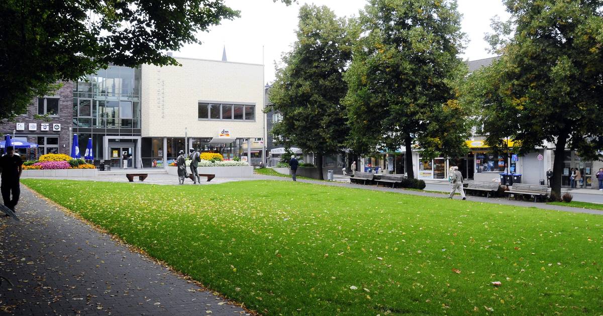 Baumfällung am Wuppertaler Bandwirkerplatz
