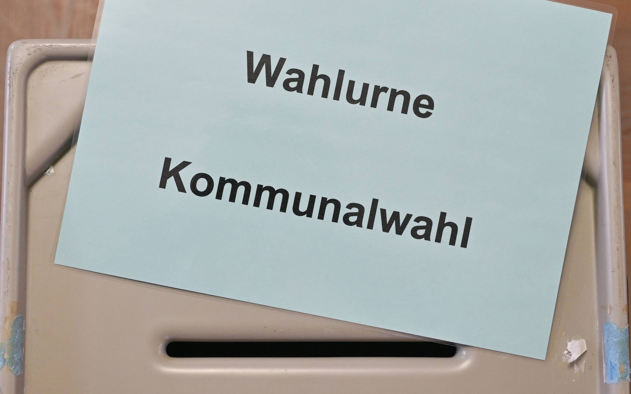 Bei den Kommunalwahlen ist in Bonn sehr wahrscheinlich ein knappes Rennen zwischen Grünen und CDU zu erwarten.