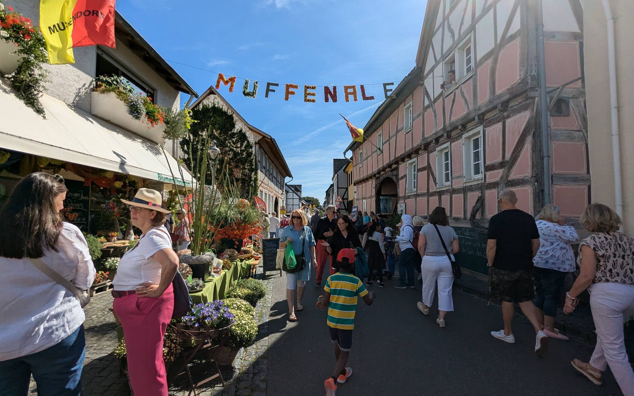 Strahelnder Sonnenschein lockte in diesem Jahr viele Besucher zur Muffenale, auf der es viel zu entdecken gab.