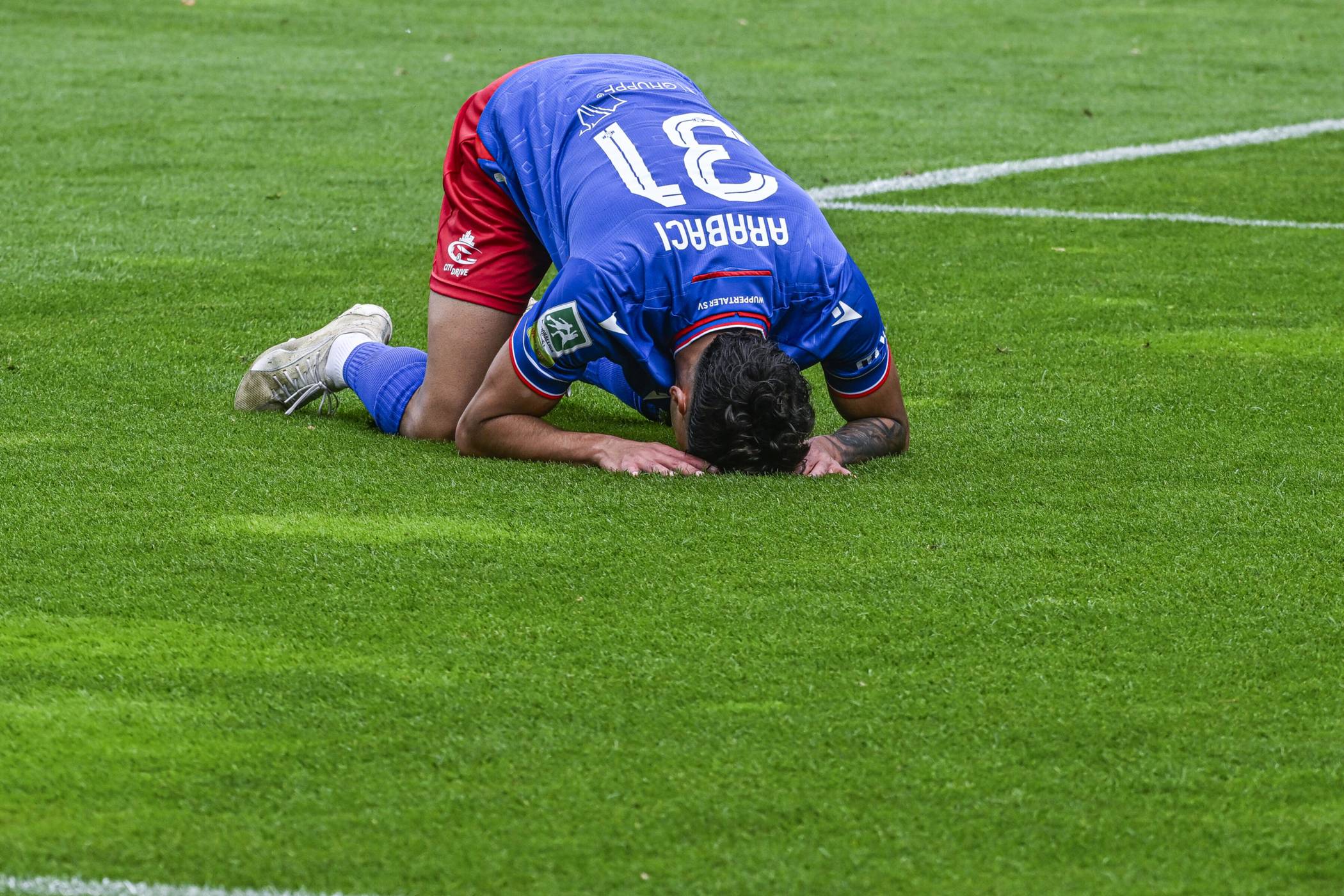 Tief enttäuscht musste der WSV aus Paderborn die Heimreise antreten .