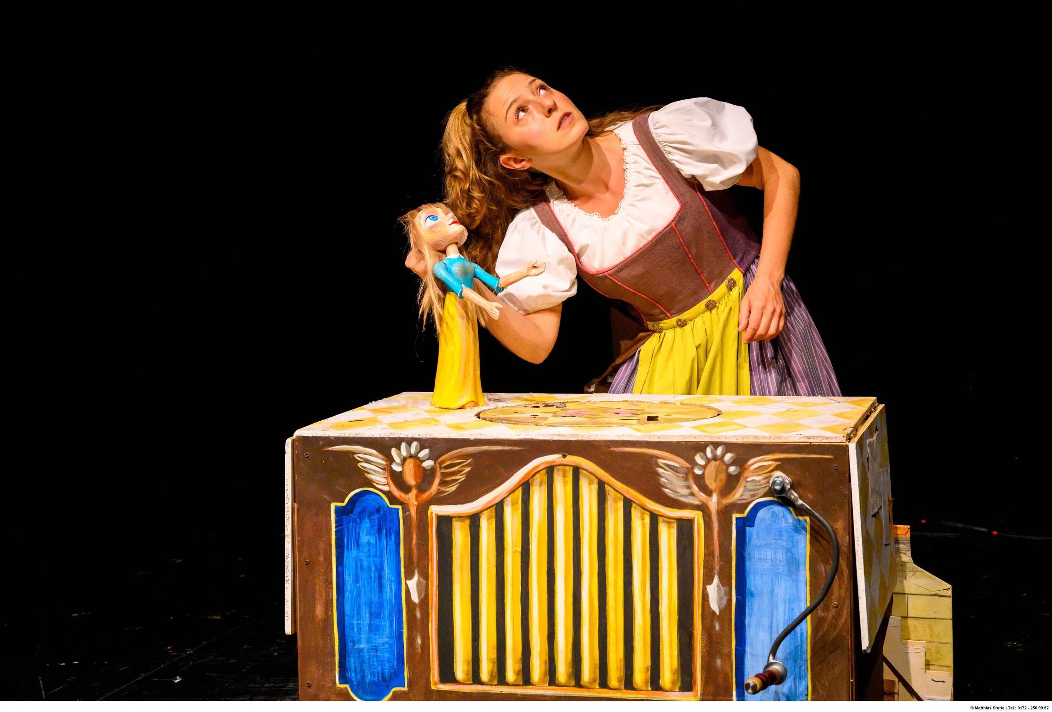  „Das Aschenputtel“ unterhält auch junge Gäste: Laura Schümann (Foto) spielt den bekannten Märchenklassiker als Puppentheater. 
