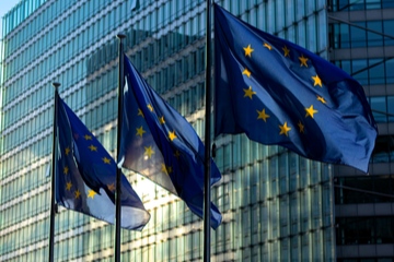 Im Fokus der Forderungen der Kunststoffindustrie: die Europ?ische Union (Foto: Pexels, Marco)