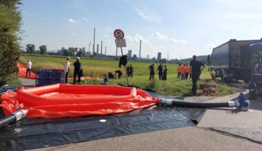Nordrhein-Westfalen: Hochwasserschutz: Duisburg rüstet sich mit “Flash Flood Breaker”-Übung