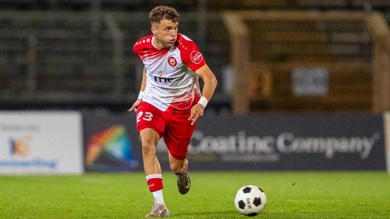 WDR-Sport: RL West: Spitzenreiter Siegen gegen Bochum II erneut mit Remis