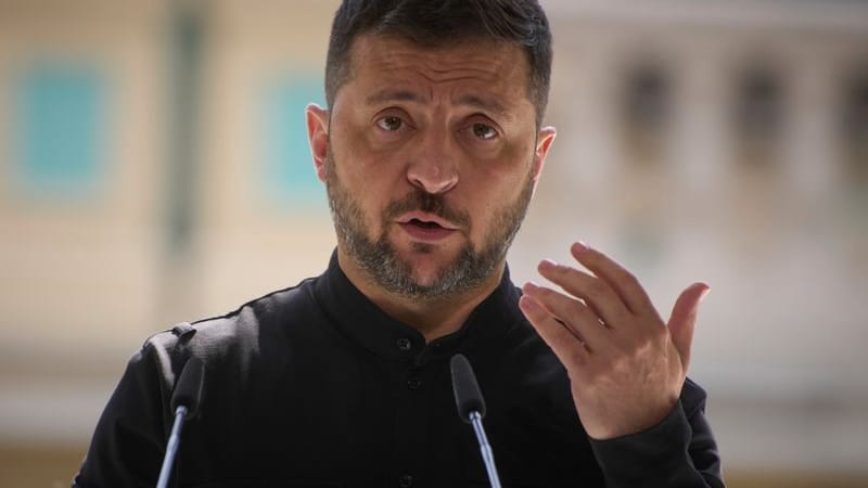 Wolodymyr Selenskyj während einer Pressekonferenz.