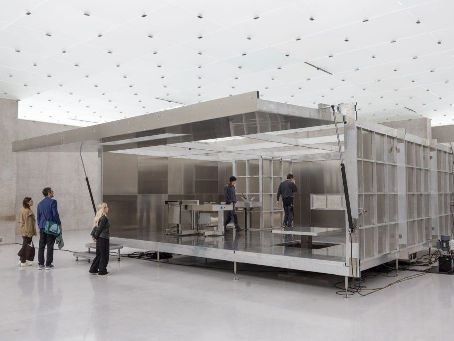 Worüber die Mitarbeiter im Kunsthaus Bregenz schweigen müssen - VOL.AT