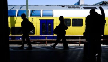 Betroffen sind Metronom-Züge. (Symbolbild) Foto: Julian Stratenschulte/dpa