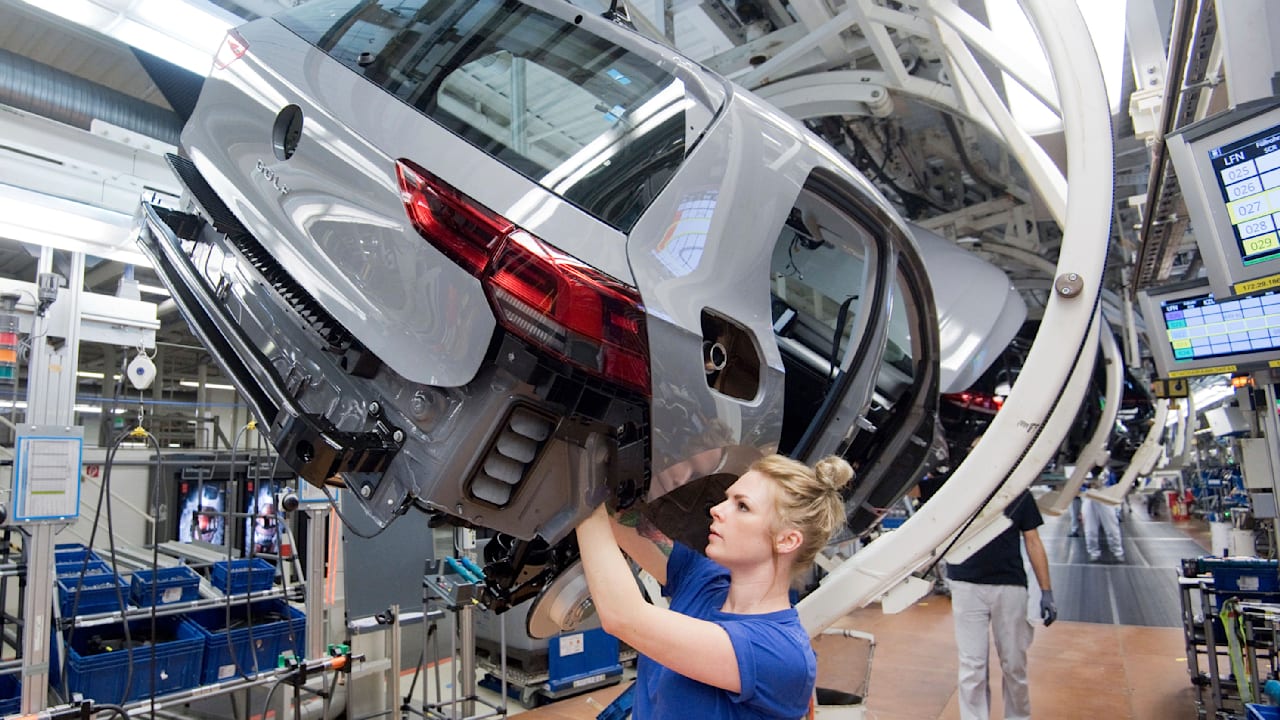 VW in der Chipkrise: Produktionsstopp in Wolfsburg droht - BILD