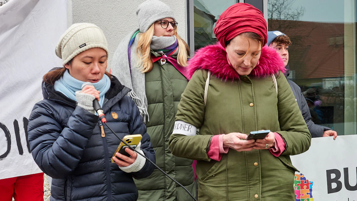 Marthe Balzer verlässt Ebersberg: schmerzlicher Abschied von Bunt statt Braun - Ebersberg