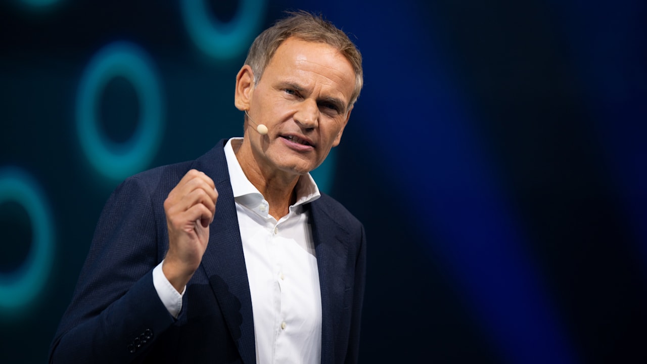 VW-Konzernchef schlägt Alarm: „Porsche ist in einer massiven Krise“ | Politik