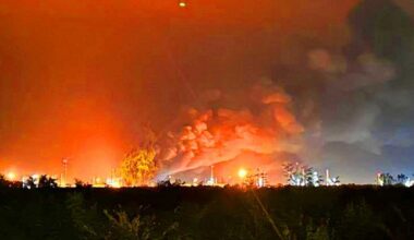 Raffinerie in Ungarn, die Öl aus Russland verarbeitet, nach Explosion in Flammen