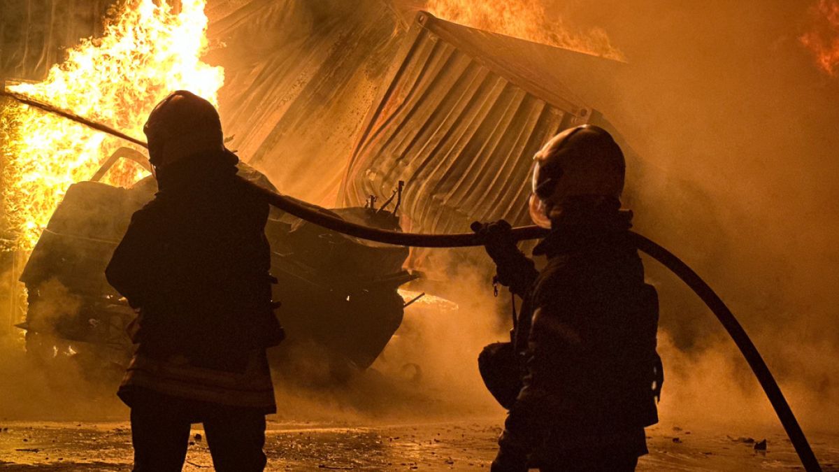 Mindestens fünf Tote binnen 24 Stunden bei russischen Angriffen auf die Ukraine