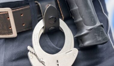 Gelsenkirchen: Mann bedroht Spaziergänger mit Axt