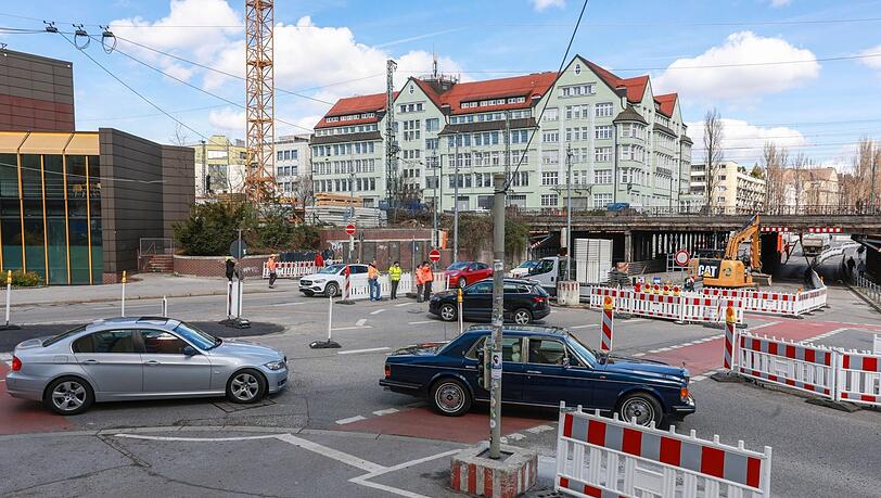 Bis Mitte Dezember: Vielbefahrene Unterführung in München komplett gesperrt