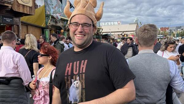 Vier Stunden ist Steffen Farrenkopf aus Hettigenbeuern (Odenwald) angereist. Vier Stunden ist Steffen Farrenkopf aus Hettigenbeuern (Odenwald) angereist.