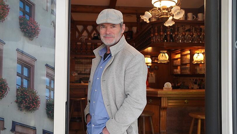 Seit März steht Eduard Öttl im Landshuter Stüberl hinter der Theke. Das Traditionslokal in Sendling hat nach zwei Jahrzehnten neue Betreiber.